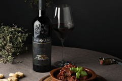 EMPORIUM_PRIMITIVO_food