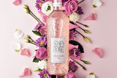 SHESALWAYSROSè_pinot_ambientata02
